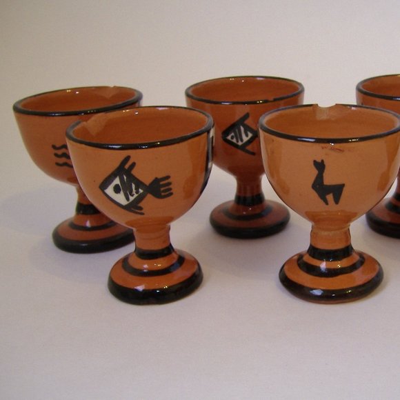 Egg Cups Peru Set of 6 Vintage Clay Pottery Brown Fish Llama Aztec Collectible - Picture 2 of 13